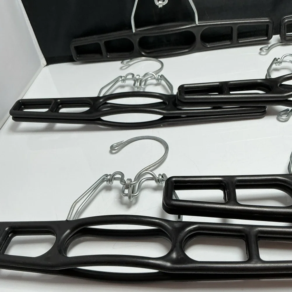 Lot of 7 Vintage Tamor Style Plastic Clamp Hangers Black Pants Skirt Retro Set